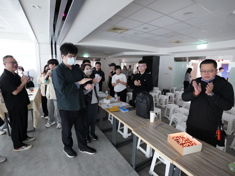 圖文：百夫長創辦人陳志彬蒞臨僑光科大行銷與流通管理系就業學程現身傳授創新秘訣。