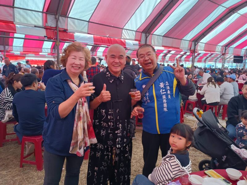 圖文：先天玉虛北極殿 恭迎崑崙白鶴仙童聖駕 舉行安座入火大典。